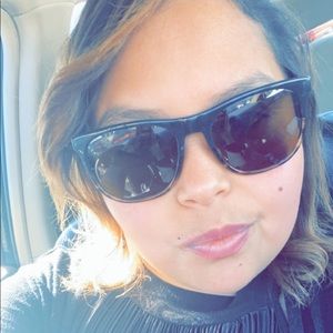 Meet your Posher, Fabiola